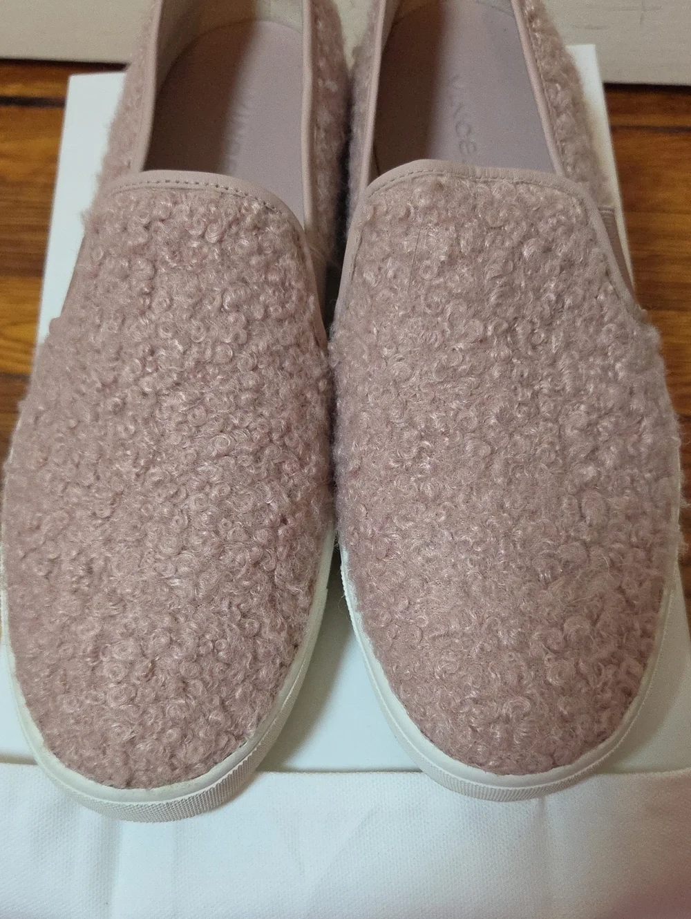 Vince Women’s Blair Slip On Sneaker Pink Faux Fur US Size 9.5 M